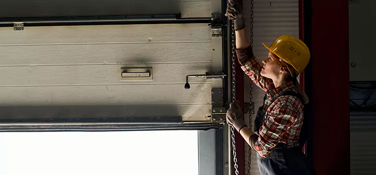 Addressing Common Garage Door Stoppage Issues in Sierra Vista, AZ